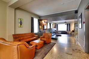 House | Living room