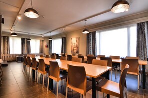 House | Dining
