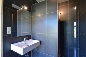 Bathroom - Holiday Home in Marcourt With Garden (Rendeux)