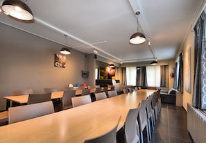 House | Dining
