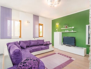 House | Living room - Spacious Holiday Home in Šušnjevica With Private Pool (Krsan)