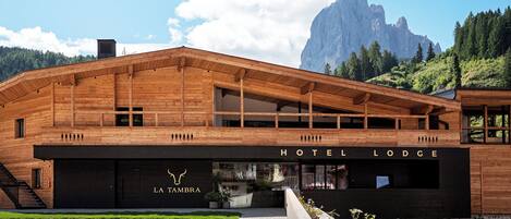 Facciata della struttura