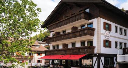 La Tambra B&B Residence - central with Restaurant