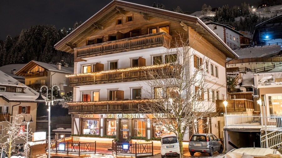 La Tambra B&B Residence - central with Restaurant