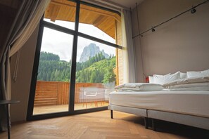 Habitación doble Deluxe | Caja de seguridad en la habitación, insonorización y wifi gratis