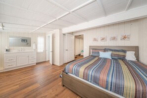 6 chambres, fer et planche à repasser, lit parapluie, Wi-Fi gratuit