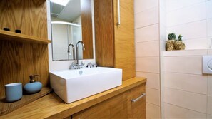 家庭公寓 | 浴室