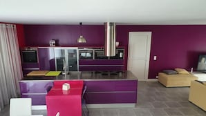 Casa | Cocina privada | Cafetera de espresso, refrigerador y microondas 
