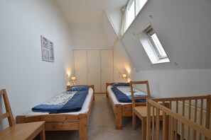 Apartment | 3 bedrooms, bed sheets - Apartment in Bergen aan Zee Near Beach (Bergen aan Zee)