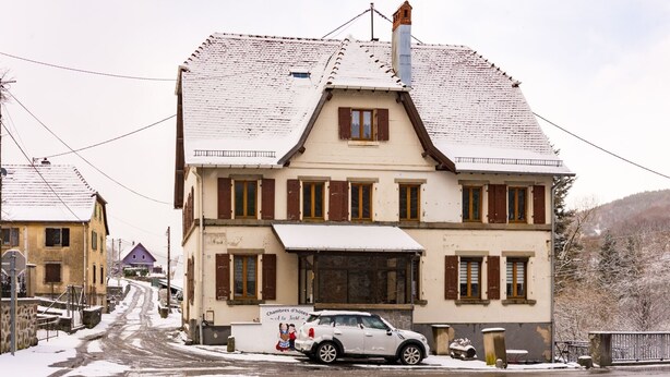 Exterior - Alluring Holiday Home in Sondernach With Garden (Sondernach)