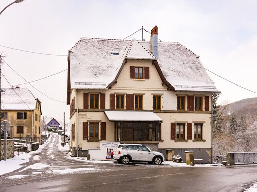Alluring Holiday Home in Sondernach With Garden