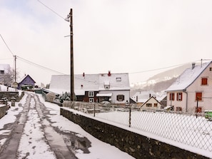 Exterior - Alluring Holiday Home in Sondernach With Garden (Sondernach)