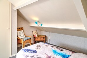 2 bedrooms, bed sheets - Modern Apartment in Schoorl Near the Beach (Schoorl)