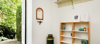 Spacious Farmhouse in Broekhuizenvorst With Garden