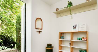Spacious Farmhouse in Broekhuizenvorst With Garden