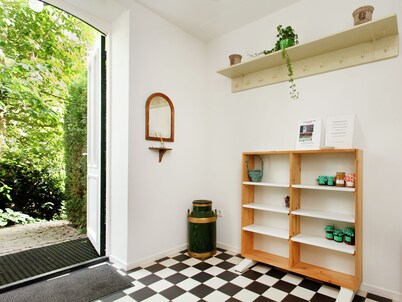 Spacious Farmhouse in Broekhuizenvorst With Garden