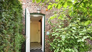 Reception - Spacious Farmhouse in Broekhuizenvorst With Garden (Broekhuizenvorst)