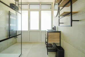 Bathroom - Apartment in Katwijk Near the Beach (Katwijk Aan Zee)