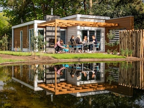 Exterior - Luxurious, Modern Chalet With Dishwasher, Close to De Veluwe (Lunteren)