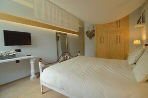 Apartment | 5 bedrooms, individually furnished, bed sheets - Holiday Home in Haaren Near De Efteling (Haaren)