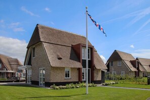 Villa | Exterior