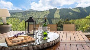 Balcony - Spacious Villa in Saint-hilaire-de-lavit With Private Pool (Saint-Hilaire-de-Lavit)