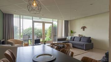 Apartment | Living room