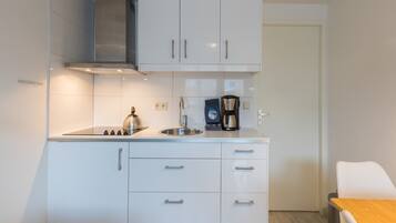 House | Private kitchen | Coffee/tea maker, fridge