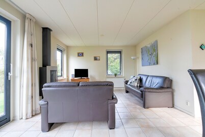 Serene Holiday Home in Gaasterlan-sleat