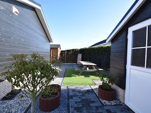 Balcony - Premium Chalet in Sint Annaland With Garden (Sint-Annaland)