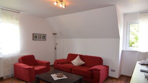 Living room - Spacious Apartment in Niederlandenbeck With Sauna (Eslohe)