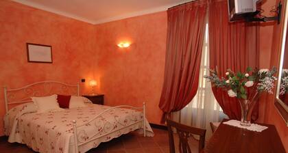 Mansion in Nizza Monferrato With Pool & Views