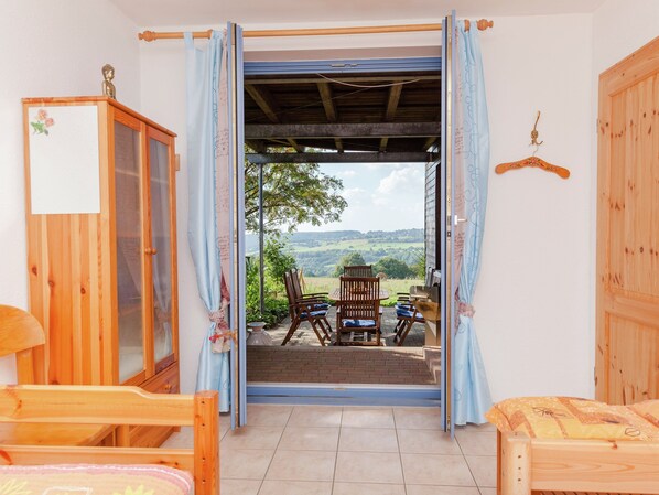 Villa | 5 bedrooms, individually furnished, bed sheets