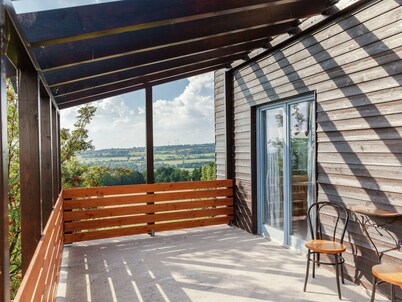Villa mit Sauna und Garten