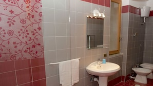 Unclassified image, 5 of 16, button - Spacious Apartment in the Hills in a Nature Park (Torchiara)