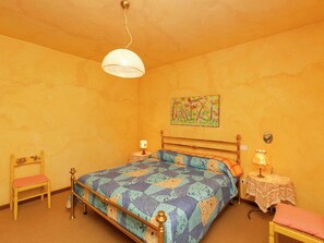House | 3 bedrooms, individually furnished, bed sheets - Belvilla by Oyo Beatrice (Chiusi della Verna)