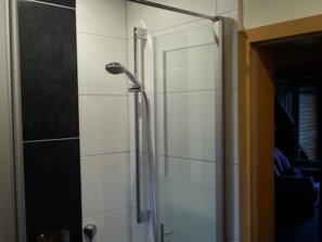 Bathroom - Apartment in Traben-trarbach With Balcony (Traben-Trarbach)