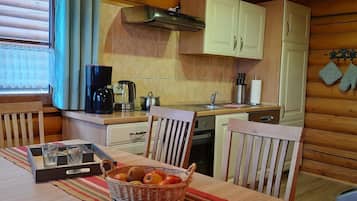 Ferienhaus | Eigene Küche | Mikrowelle, Geschirrspüler, Hochstuhl