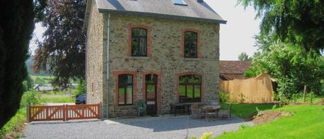 House | Exterior
