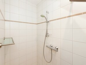 House | Bilik Mandi