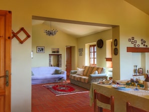 House | Living room