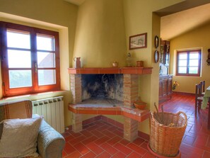 House | Property amenity - Holiday Home in Paciano Near Lake Trasimeno (Paciano)