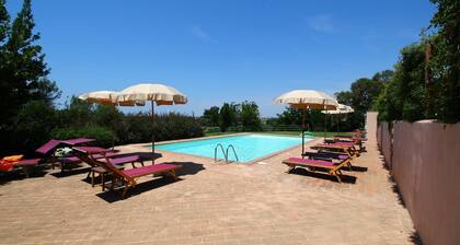 Farmhouse in Montalto Near the Sea