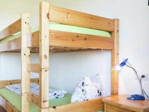 2 bedrooms, individually furnished, bed sheets
