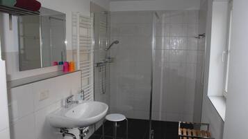Apartment | Bathroom