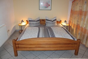 Apartment | 1 Schlafzimmer, individuell eingerichtet, Bettwäsche