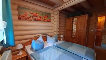 Rumah | 3 kamar tidur dan dilengkapi dengan perabotan berbeda-beda