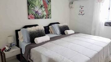 1 chambre, coffres-forts dans les chambres, fer et planche Ă repasser