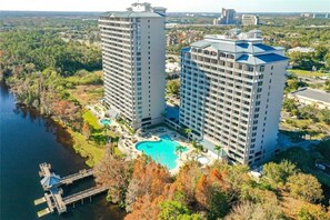 Exterior - Serene Oasis Lakefront Penthouse Facing Disney (Orlando)