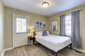 1 Schlafzimmer, Schreibtisch, Bügeleisen/Bügelbrett, WLAN